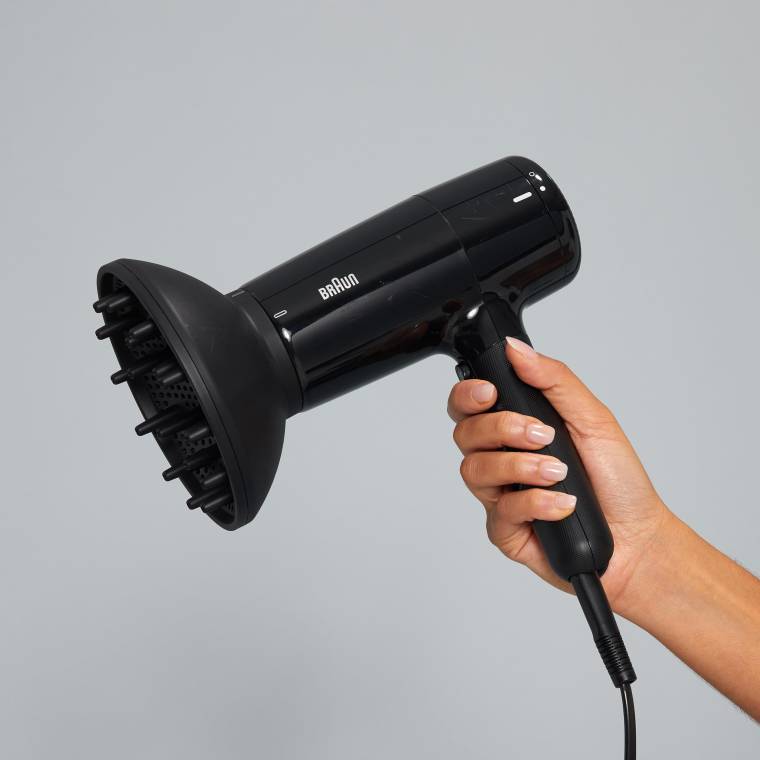 Braun BRHD225E HD2.2 IONTEC Difüzörlü Saç Kurutma Makinesi, 2 Başlıklı, 2200W  - 4